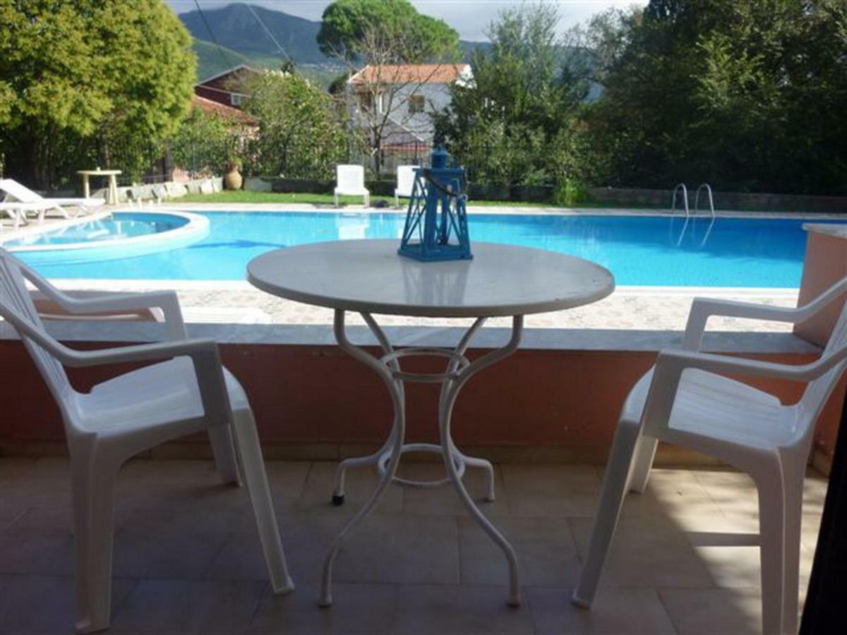 Stathis Apartments Dassia  Exterior foto